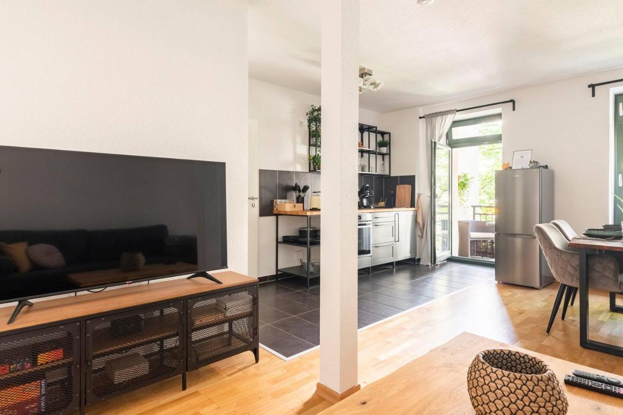 Super Zentrale, Gemutliche Wohnung Mit Balkon Leipzig Exterior photo